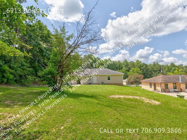 Foto del edificio - 6913 Dorsey Dr