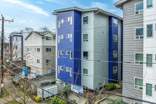 Building Photo - Alta Studios