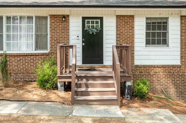 Foto del edificio - 2212 Foxtrot Rd