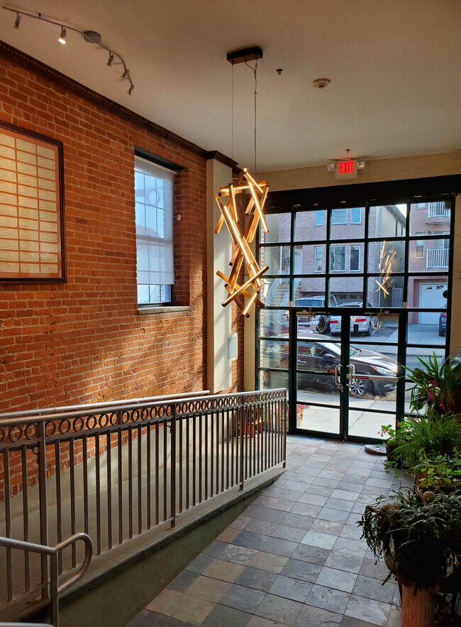 Modern lobby - 9 E 18th St