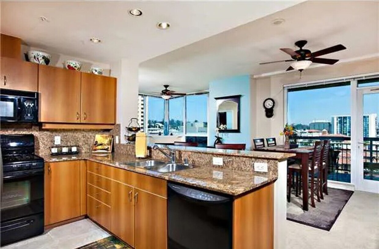 Foto principal - Gorgeous Condo with Amazing Views in La Vi...