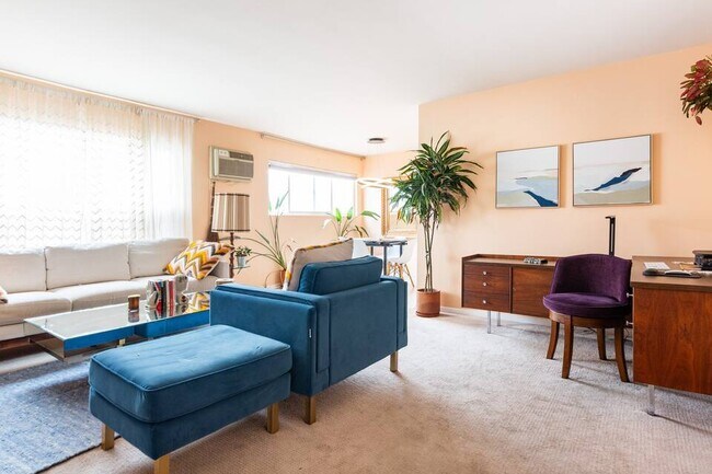 Foto del edificio - 960 Larrabee St