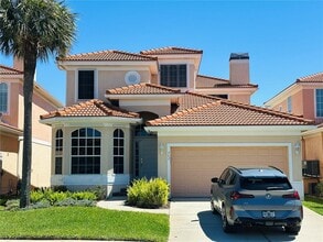 Building Photo - 202 Sand Key Estates Dr