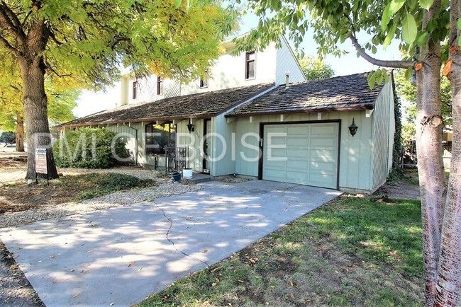 Building Photo - 7410 W Camas St