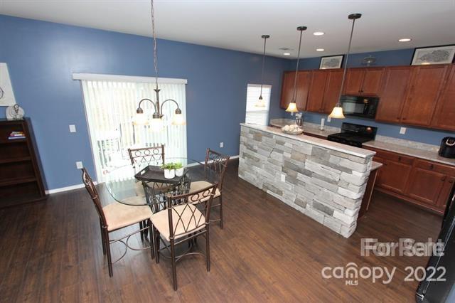 Building Photo - 10437 Kempsford Dr