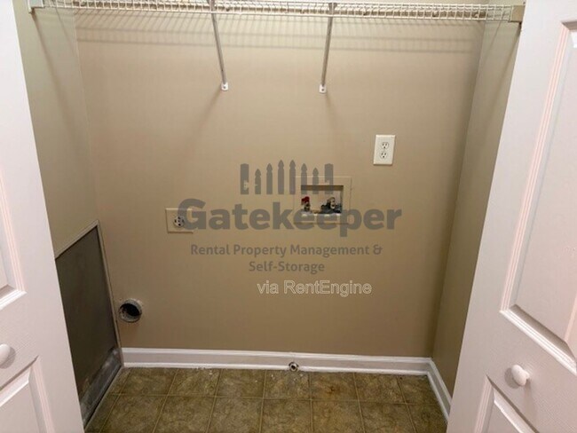 Foto del edificio - 306 Lauren Dr