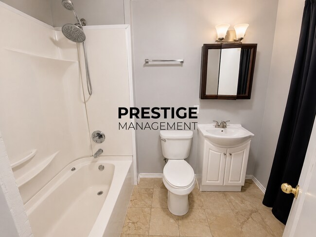 Foto del edificio - 2 Bedroom Home in Lowell