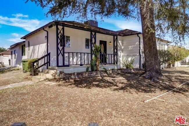 Foto del edificio - 6633 Belmar Ave