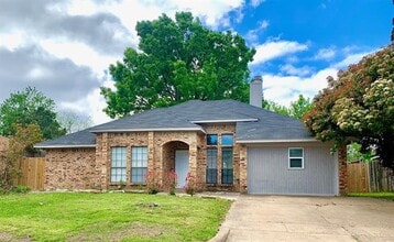 Building Photo - 600 Benedict Ln