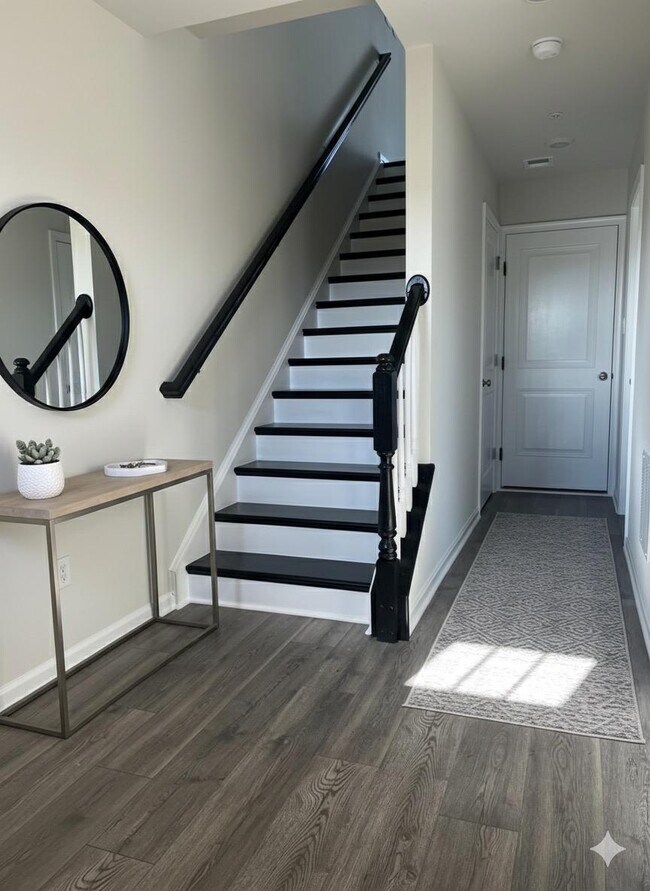 Foto del edificio - 344 Ensemble Way