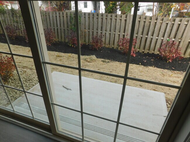 Foto del edificio - 1513 Maple St