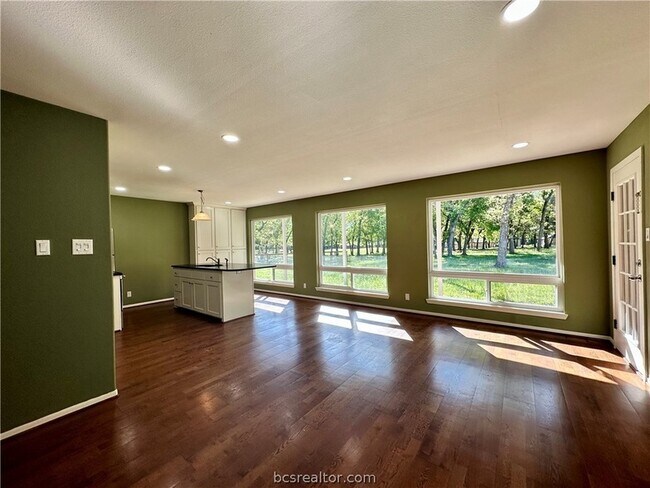 Building Photo - 34 Sammy Snead Dr