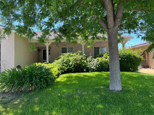Building Photo - 1665 Aldo Way