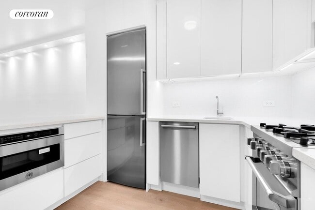 Foto del edificio - 130 W 79th St