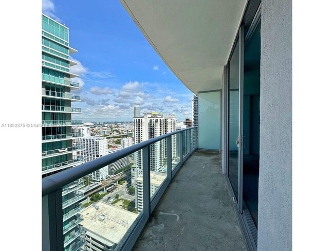 Foto del edificio - 1100S S Miami Ave