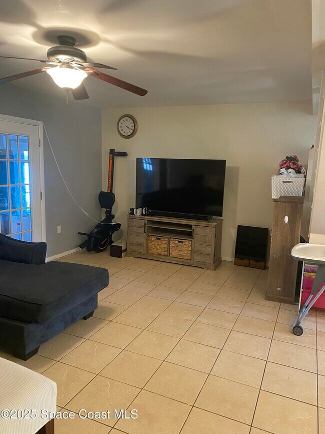 Foto del edificio - 53 Emerald Ct