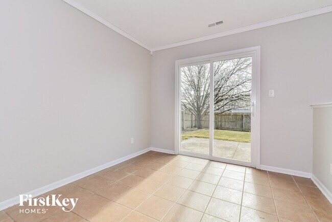 Building Photo - 5323 Milhouse Rd