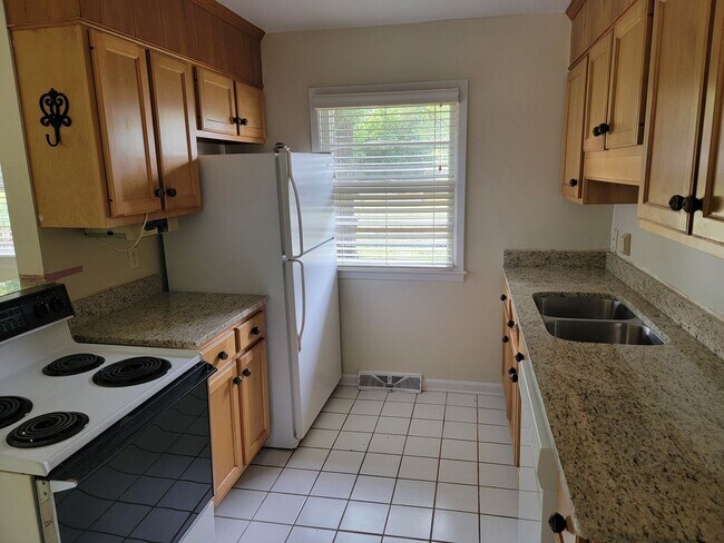 Foto del edificio - 3 Bedroom 2 Bathroom House