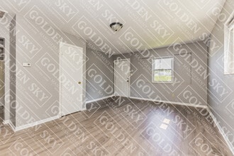 Building Photo - 1603 E Princeton Ave