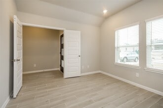 Building Photo - 610 Ellwood Terrace Ln