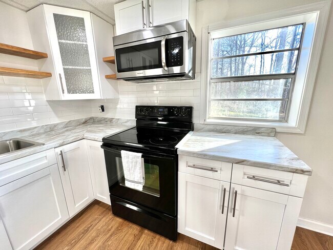 Foto del edificio - 5254 Byers Rd
