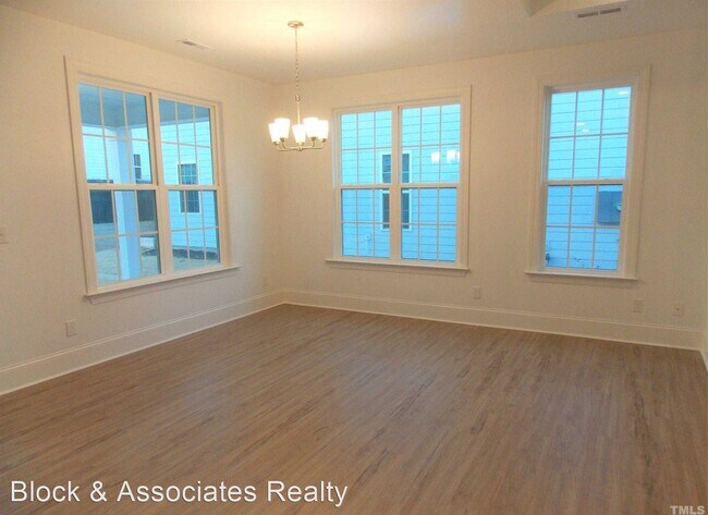 Building Photo - 5 br, 3 bath House - 2940 Thurman Dairy Loop