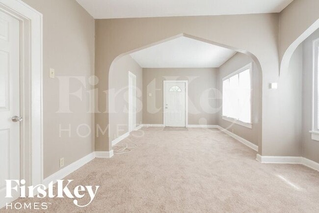 Foto del edificio - 2160 S Emerson Ave