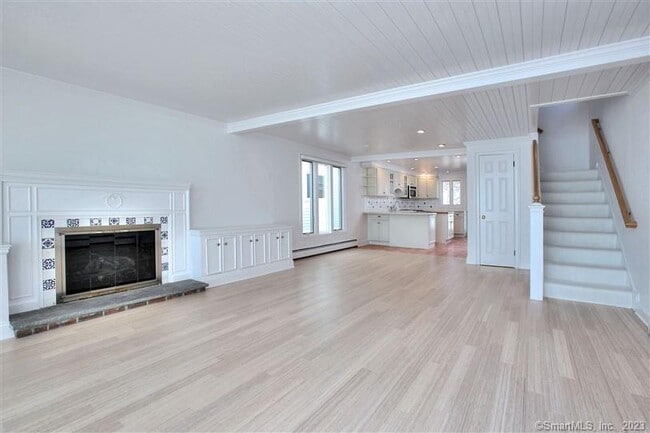 Building Photo - 1141 Fairfield Beach Rd