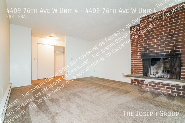 Building Photo - 4409 76th Ave W