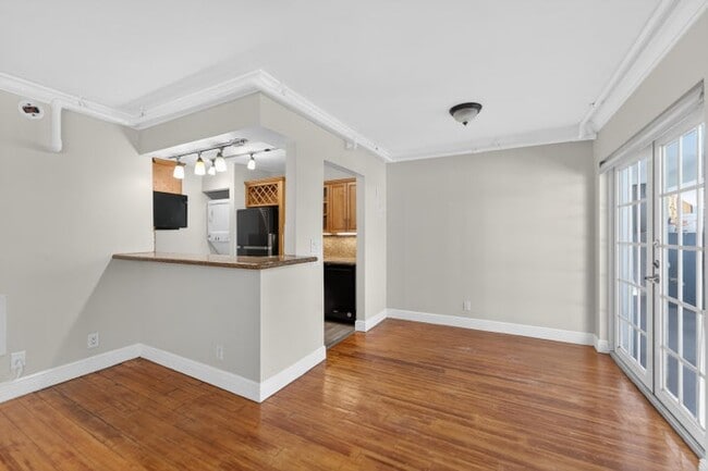 Photo - 801 Andrews Ave Apartment