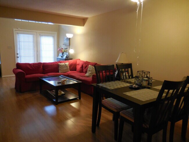 Living room - 2425 Holly Hall St