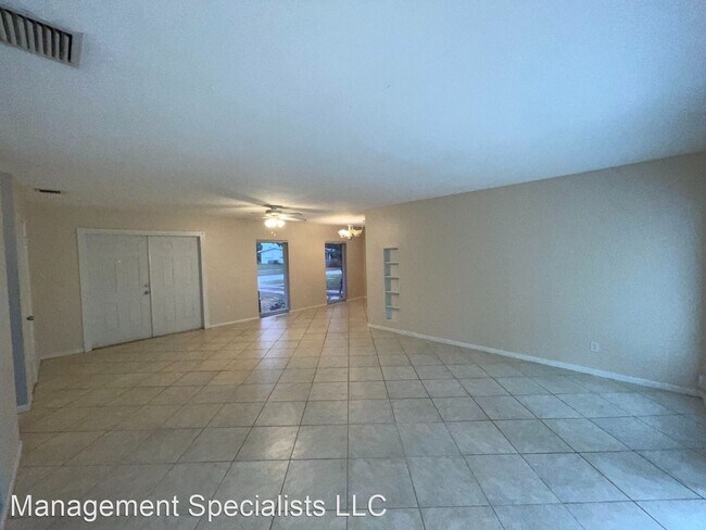 Foto del edificio - 2 br, 1 bath House - 159 SE Lucero Drive