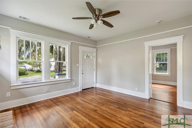 Foto del edificio - 1411 E 38th St