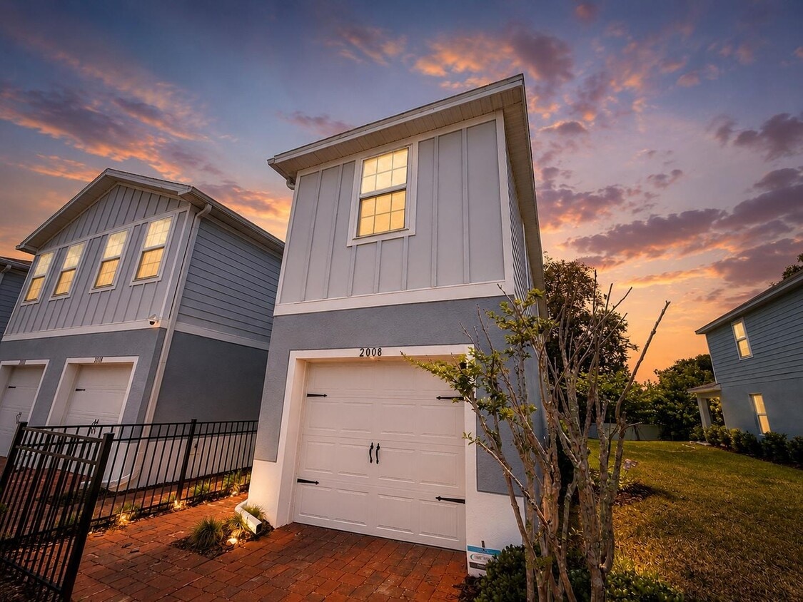 Photo - 2008 Edison Pointe Blvd (South Daytona, FL)