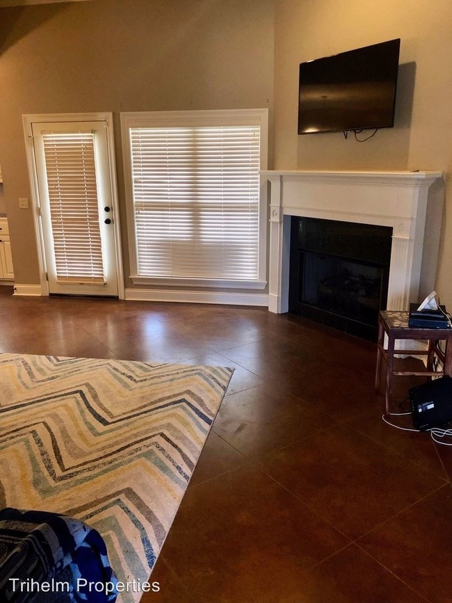 Building Photo - 4 br, 2 bath House - 790 Castlewoods Blvd