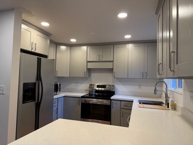 Foto del edificio - 18510 3rd Pl NW