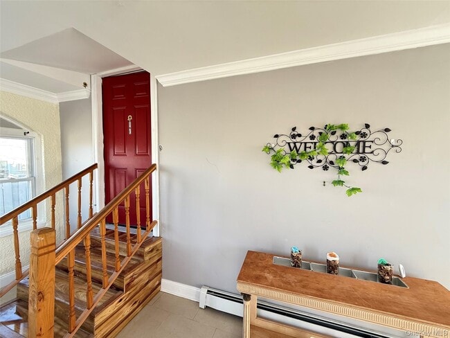 Building Photo - 610 Laurelton Blvd