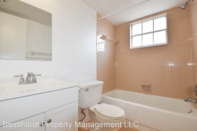 Building Photo - 2 br, 2 bath House - 580 Fairways Lane G103