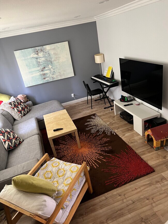 Building Photo - 1433 Deauville Plz