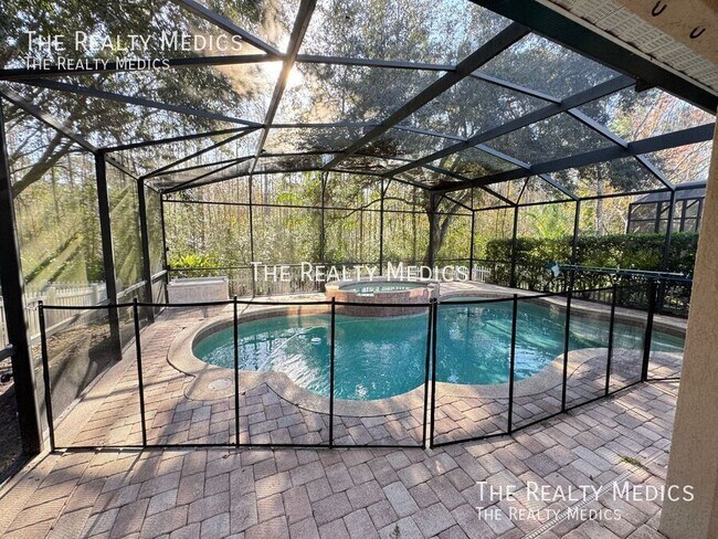 Foto del edificio - 2938 Daybreak Dr