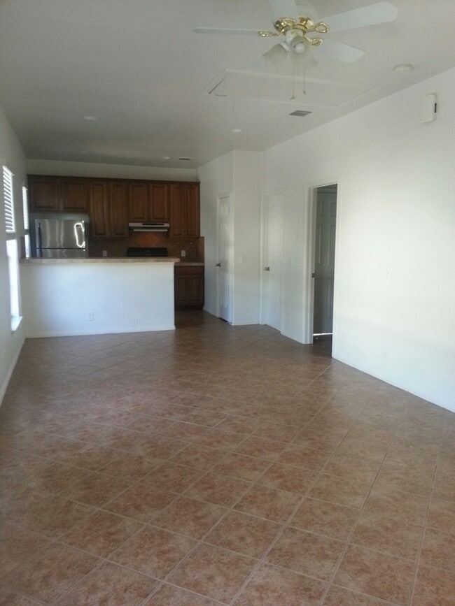 Building Photo - 5102 Caswell Ave