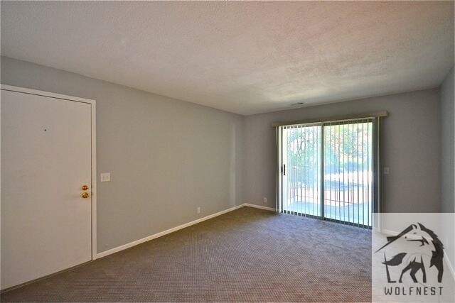 Building Photo - Beautiful 1 Bedroom Eastside Condo