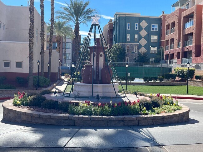 Foto del edificio - 1 bed, 1 bath condo in guard gated community!