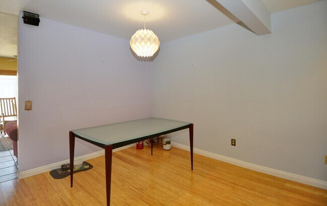 Building Photo - 2515 Via Esparto