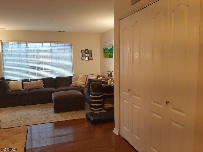 Primary Photo - 67 Village Dr