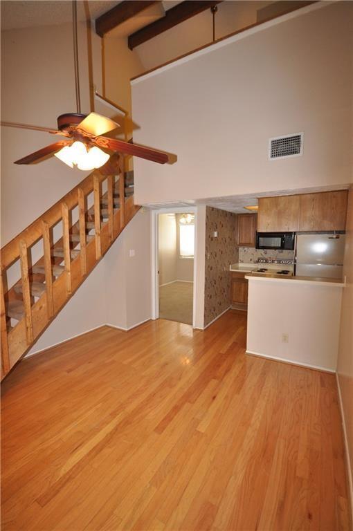 Building Photo - 708 Graham Pl