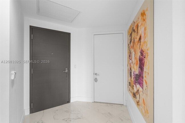 Foto del edificio - 17111 Biscayne Blvd