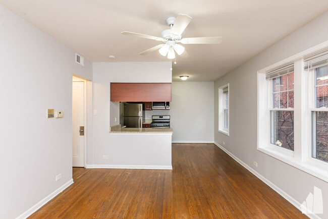 Foto del edificio - 3748 N Sheffield Ave