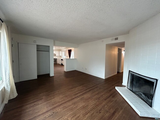 Building Photo - 2620 El Pasado Dr