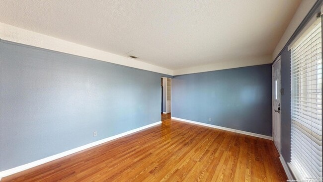 Building Photo - 7107 Westshire Dr